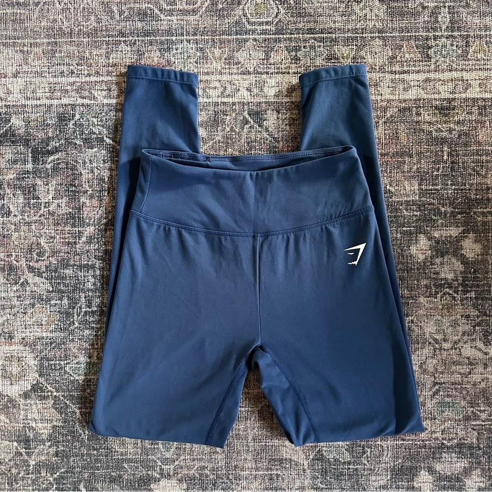 Gymshark Navy Workout Leggings | Women’s S Shirt